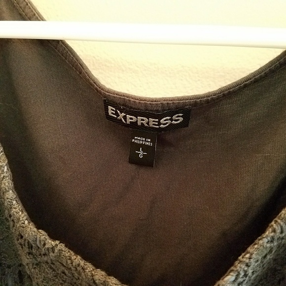 Lace Front Express Top - Picture 3 of 3